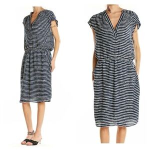 Banana Republic Short Sleeve Dress